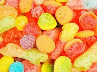 Turş, Şirin və Meyvəli Partlayış: Ən Yaxşı Dondurulmuş Qurudulmuş Konfet