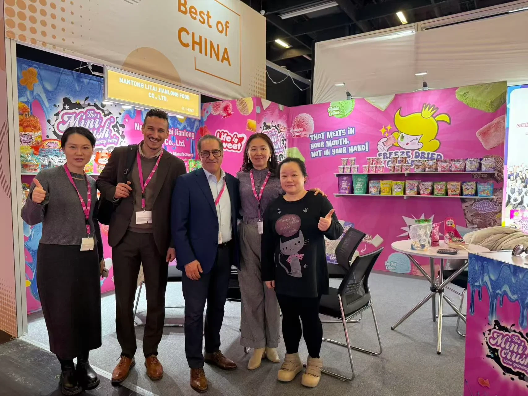 Turş saqqızları populyarlıqda bir artım görür və onların stimullaşdırıcı dadı...